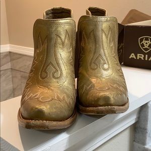 Ariat Dixon women’s boots
